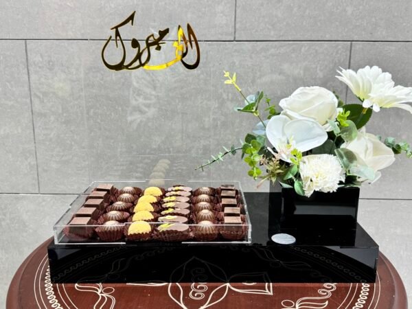 صينيه اكريليك ورد وكاكاو